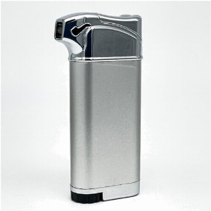 Atomic Feuerzeug elektronisch, seitliche Flamme, silber