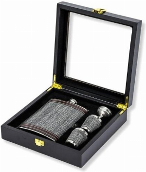 Flachmann-Set Edelstahl in Holz-Geschenkbox 19 x 19 x 6cm