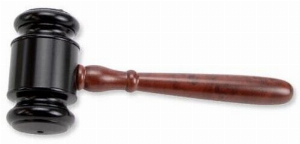 Richterhammer Holzpfeife mit integriertem Grinder Schwarz/Braun