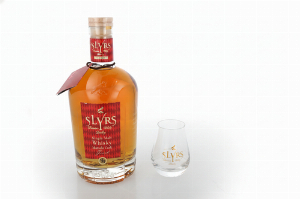SLYRS Single Malt Whisky Marsala Cask Finish 46% vol. 700ml mit Glas