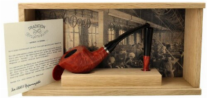 Vauen 175 Years Jubiläumspfeife Braun Glatt Nummer 49 von 175 mit Zertifikat, Pfeifenstopfer und Schmuckkiste