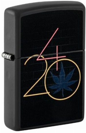Zippo Feuerzeug Schwarz color 540 420 Glow in Dark