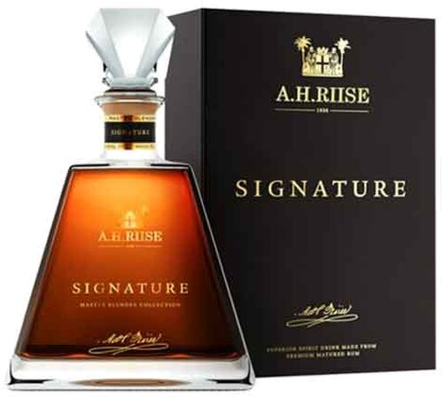 Rum A.H. RIISE Signature 43,9 % Vol. Rum A.H. RIISE Signature 43,9 % Vol.