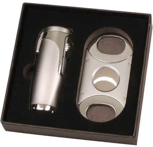 Sky Jet-Feuerzeug 3-Flammen und Zigarrenschneider im Geschenkset Silber Sky Jet-Feuerzeug 3-Flammen und Zigarrenschneider im Geschenkset Silber