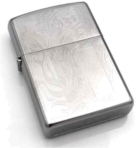 Zippo Feuerzeug chrom mit Zippo Logo