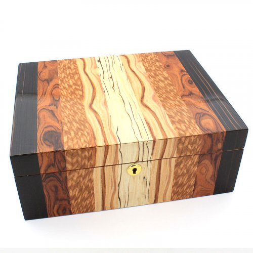 Passatore Humidor Echtholzfurniere für ca 50 Zigarren Passatore Humidor Echtholzfurniere für ca 50 Zigarren