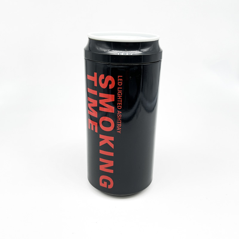 Atomic Auto-Aschenbecher, Optik Getränkedose, schwarz, mit LED Licht, inkl. Batterie Atomic Auto-Aschenbecher, Optik Getränkedose, schwarz, mit LED Licht, inkl. Batterie