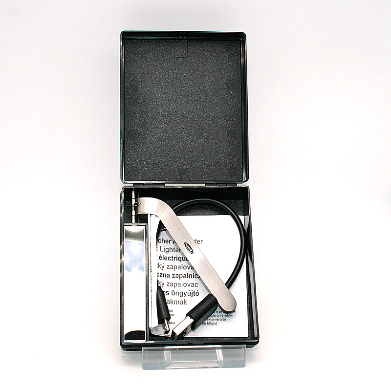 Zigarettenbox Kunststoff mit USB Anzünder Zigarettenbox Kunststoff mit USB Anzünder