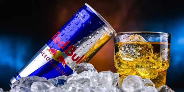 Energydrink und Red Bull