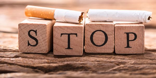 Stop mit gebrochener Zigarette